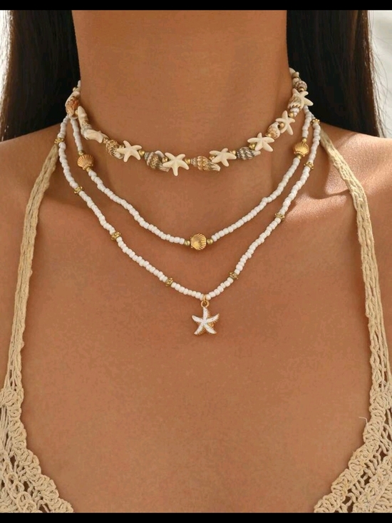 Jewelry - Beaded White & Gold Starfish Layered Necklace Set